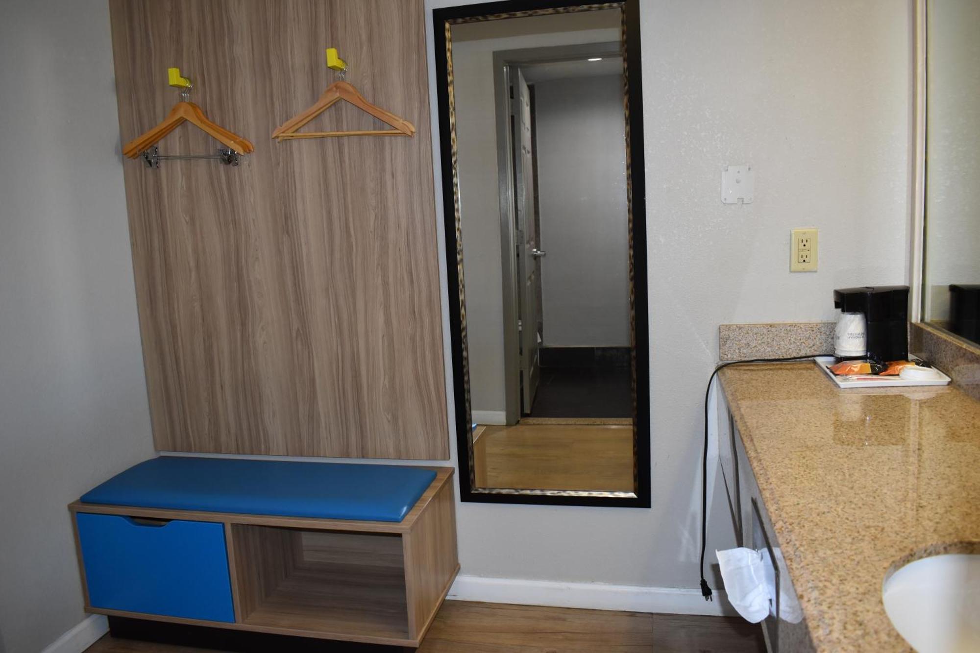 Days Inn By Wyndham Nacogdoches/Sfa University/Downtown Exteriör bild